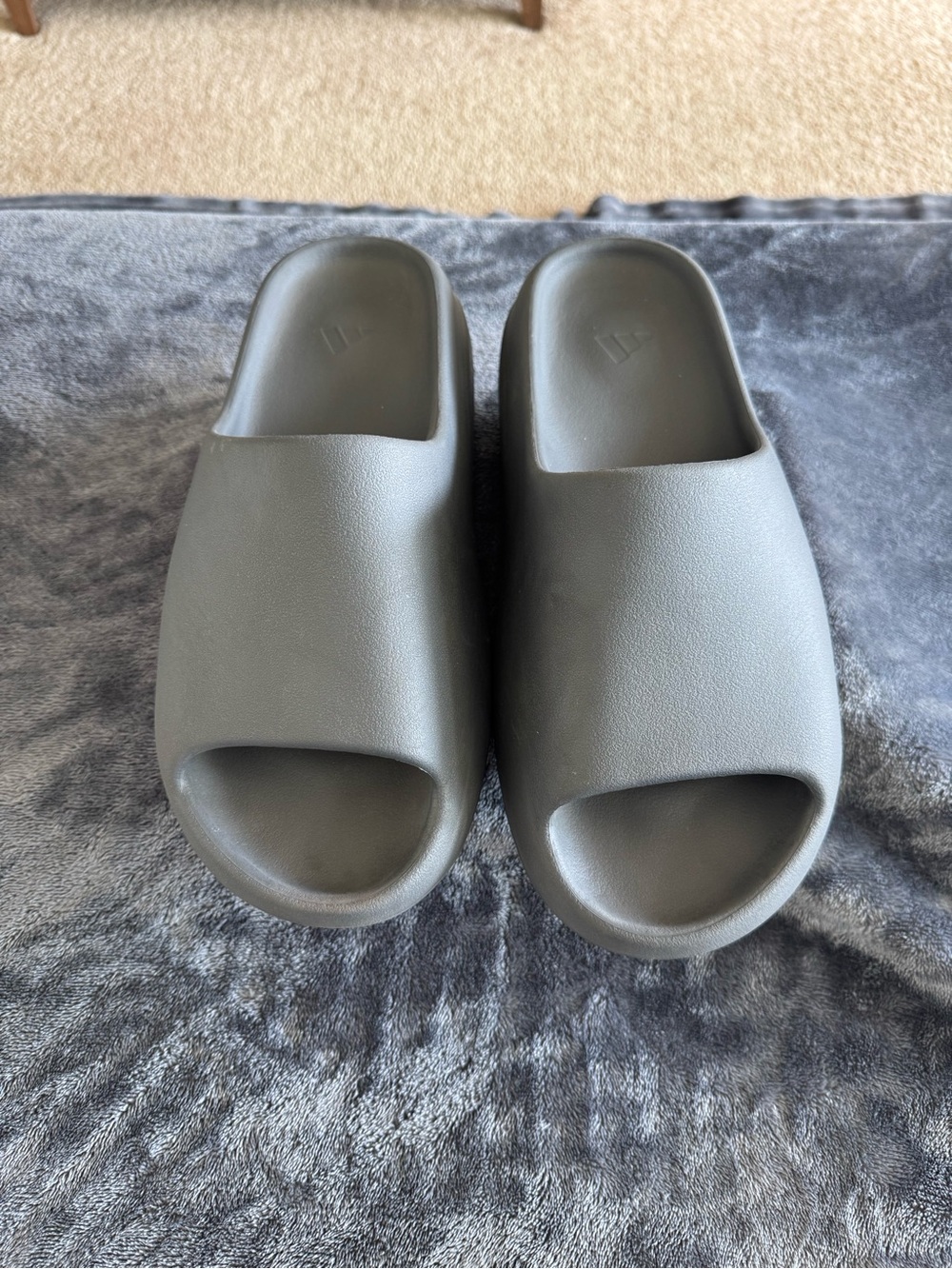 Authentic Adidas Yeezy Slides Sz 11 “Granite” color way used Sandals